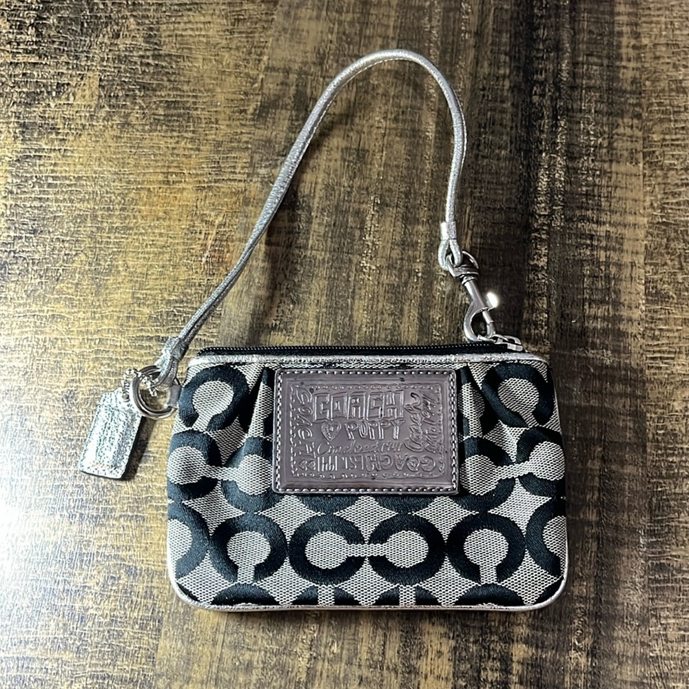 💞coach handbag💞 - Picture 1 of 7